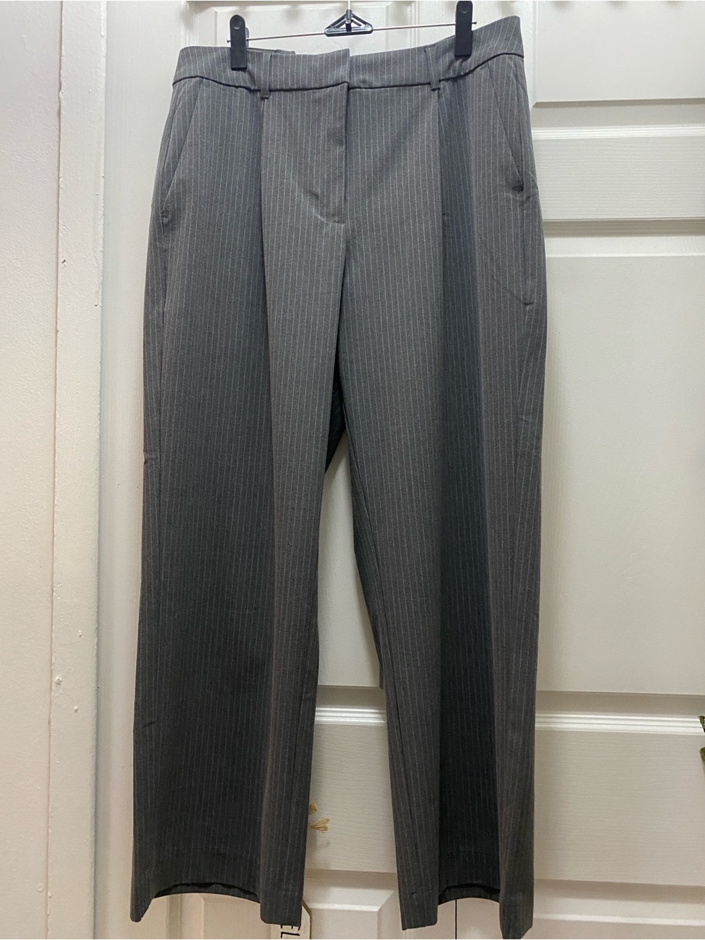 Old Navy Extra High-Rise Taylor Wide Leg Trousers Size Large Petite - Pinstriped